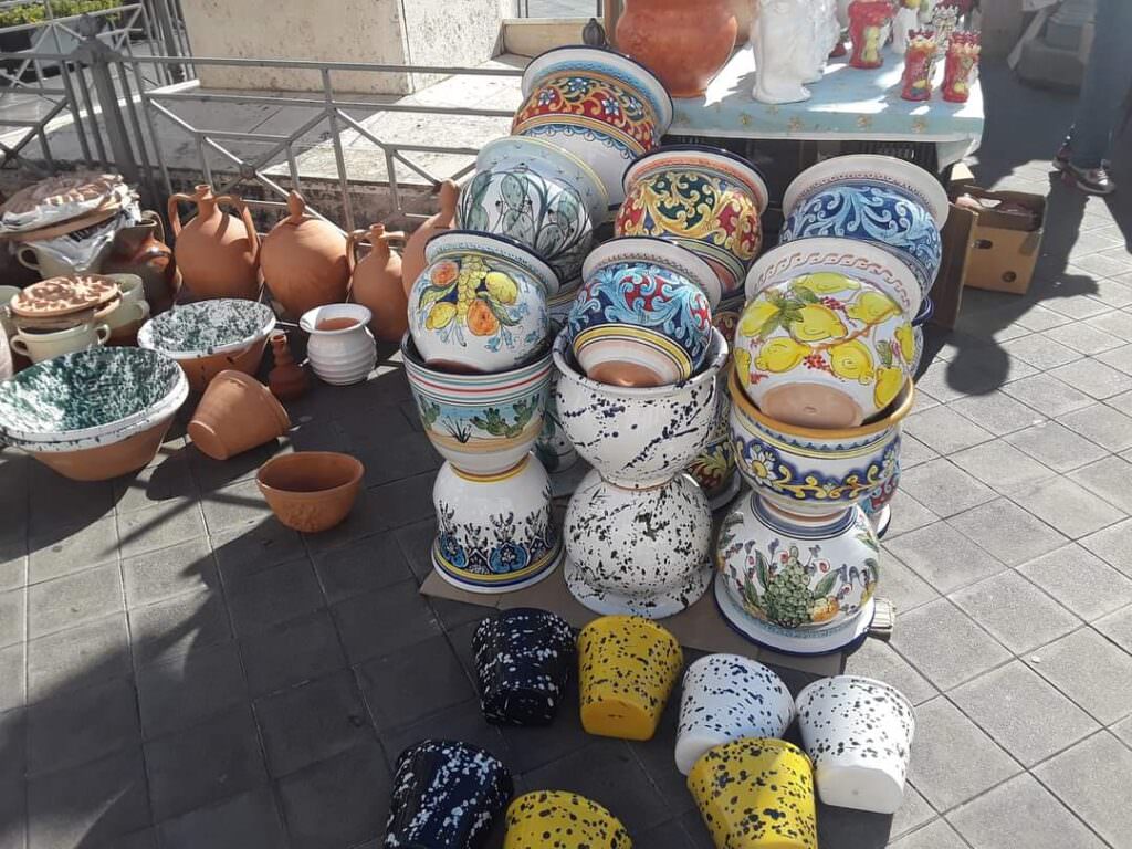 vasi - Pizzo e l'antica Fiera di tutti i Santi: il centro storico tra artigianato, cultura e gastronomia - 13 vasi - Meraviglie di Calabria - 12