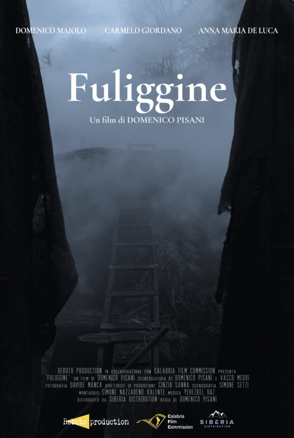 Locandina ITA Fuliggine 600x895 1 - Giovani professionisti sul set: Fuliggine e i ragazzi dell'Einaudi di Serra San Bruno - 3 Locandina ITA Fuliggine 600x895 1 - Meraviglie di Calabria - 2