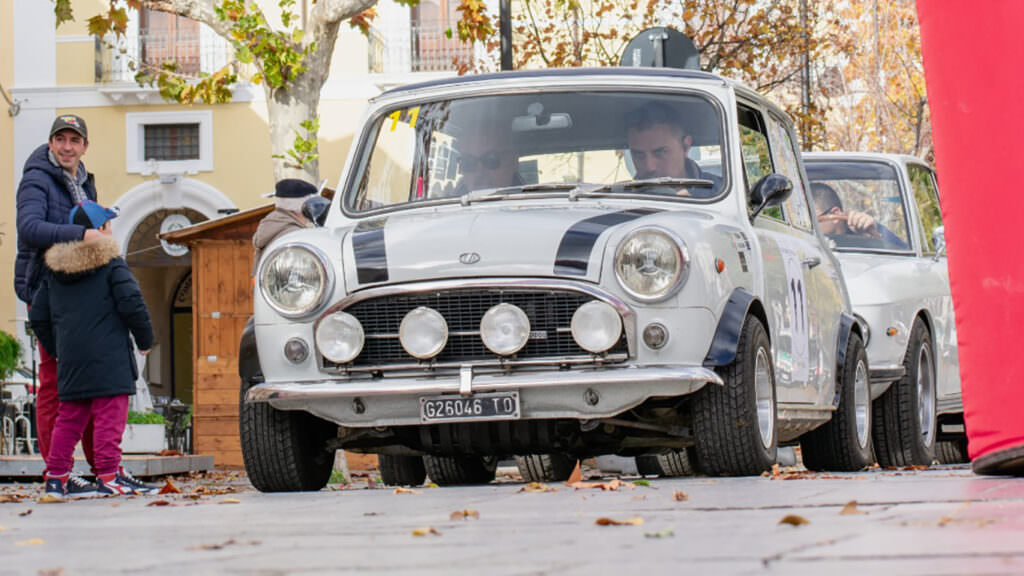 historic club castrovillari auto magliocco - Sulle strade del Magliocco: lungo il decennale dell'evento dedicato alle auto storiche - 3 historic club castrovillari auto magliocco - Meraviglie di Calabria - 2
