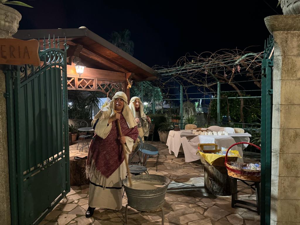 0a60b7be 41f5 4896 9ba9 db657a5cbf78 - Aiello rivive la magia del Presepe Vivente - 11 0a60b7be 41f5 4896 9ba9 db657a5cbf78 - Meraviglie di Calabria - 10