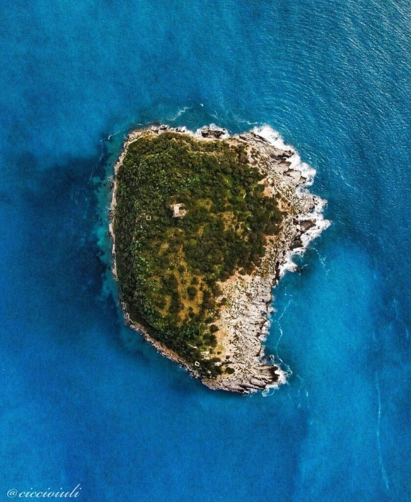 isoladidinofotociccioiuli n 1 - Nella Calabria delle meraviglie sommerse: a Praia a Mare la sede del Parco Marino Riviera dei Cedri - 3 isoladidinofotociccioiuli n 1 - Meraviglie di Calabria - 2