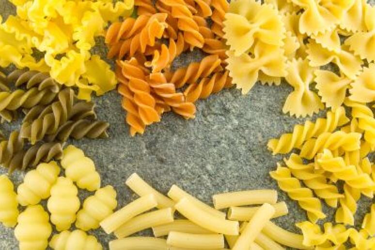 pasta mista - La forma del gusto: spaghetti e penne i formati più amati dagli italiani per Unione Italiana Food - 5 pasta mista - Meraviglie di Calabria - 4
