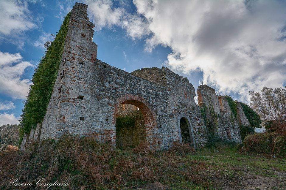 Sant’Elia di Cubasina, il monastero del maestro di Petrarca e Boccaccio