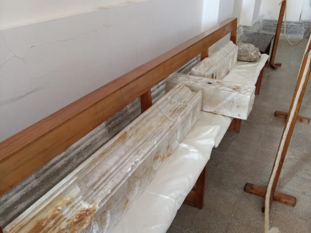 408859818 719717233672747 7089676538256906592 n - L’altare cinquecentesco dell’Annunziata di Brancaleone inizia a prendere forma - 7 408859818 719717233672747 7089676538256906592 n - Meraviglie di Calabria - 6