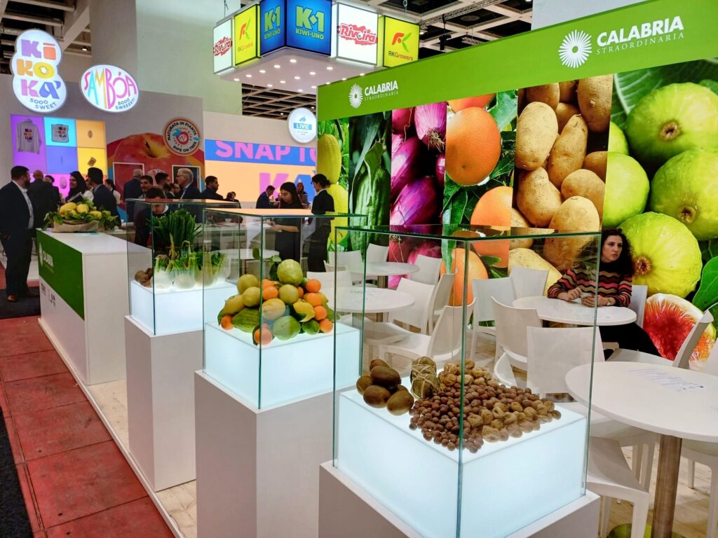 426507086 885094316949036 805638435626846308 n - Fruit Logistica di Berlino, il Cedro di Santa Maria grande protagonista - 11 426507086 885094316949036 805638435626846308 n - Meraviglie di Calabria - 10