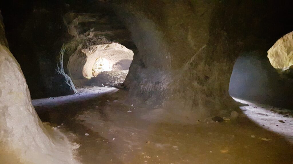 5 - Le origini misteriose del complesso rupestre di Pignarelle - 11 5 - Meraviglie di Calabria - 10