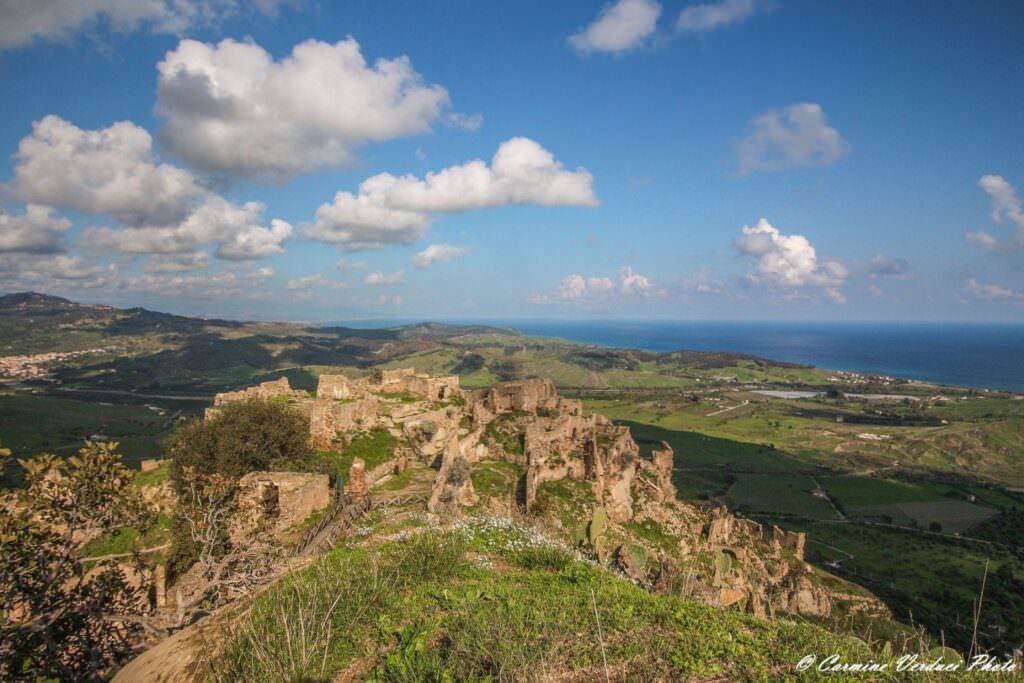 Carmine Verduci - L’altare cinquecentesco dell’Annunziata di Brancaleone inizia a prendere forma - 5 Carmine Verduci - Meraviglie di Calabria - 4