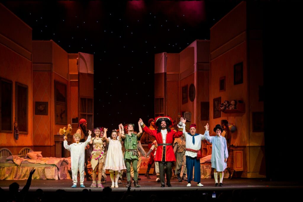 MUSICAL PETERPAN 3 - Oltre 1 milione di spettatori per Peter Pan, un successo targato (anche) calabrese - 7 MUSICAL PETERPAN 3 - Meraviglie di Calabria - 6
