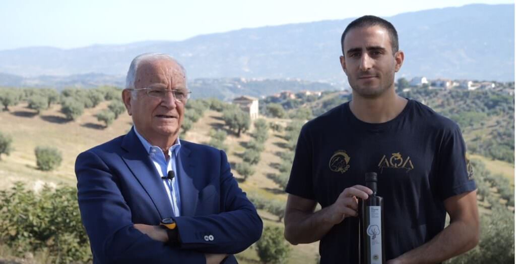 Magliocchi Tocci - Passione da cultivar, la promozione dell'eccellenza dell'olio d'oliva calabrese in un docuspot - VIDEO - 7 Magliocchi Tocci - Meraviglie di Calabria - 6