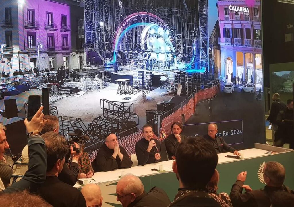 b4d34e55 a5d3 45a4 bec7 1aff622415c7 - Civita tra i borghi d’eccellenza: alla Bit arriva la riconferma della Bandiera Arancione - 3 b4d34e55 a5d3 45a4 bec7 1aff622415c7 - Meraviglie di Calabria - 2