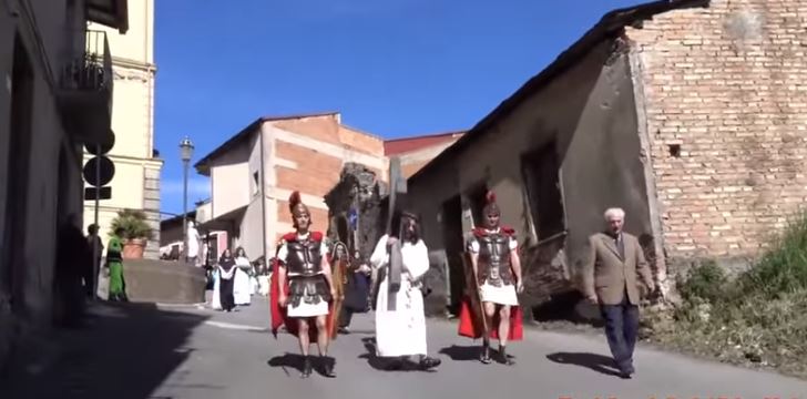 3 1 - Sant’Eufemia d’Aspromonte vive la Passione - 3 3 1 - Meraviglie di Calabria - 2