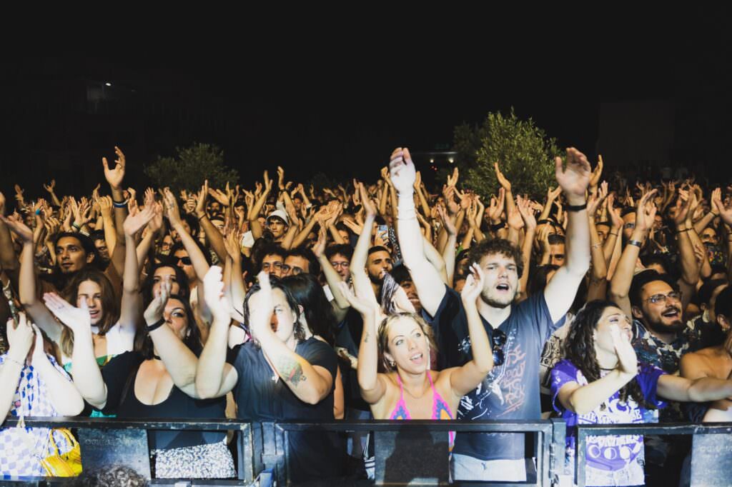 b4c79f49 4452 4e27 9e60 f08c99f4594a - Color fest, annunciati i primi nomi dell’edizione 2024 - 3 b4c79f49 4452 4e27 9e60 f08c99f4594a - Meraviglie di Calabria - 2