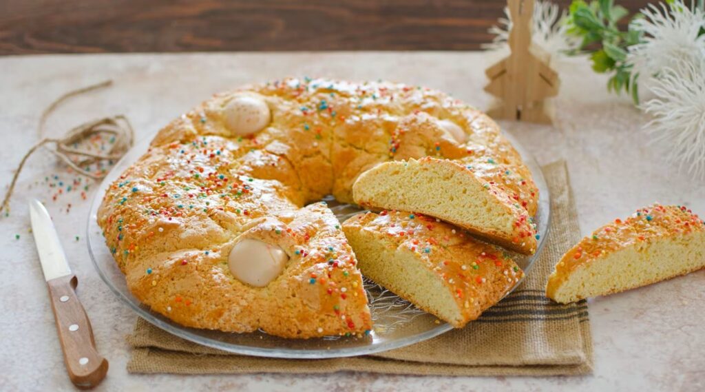 cuzzupe tagliate - Le cuzzupe, i dolci doc della Pasqua calabrese - 11 cuzzupe tagliate - Meraviglie di Calabria - 10