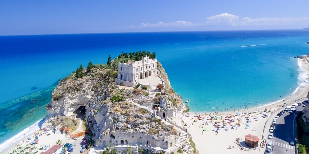 tropea calabria e1711534561750 - Turismo di qualità come rimedio all’overtourism, Tropea finisce sul Sole 24 Ore - 5 tropea calabria e1711534561750 - Meraviglie di Calabria - 4