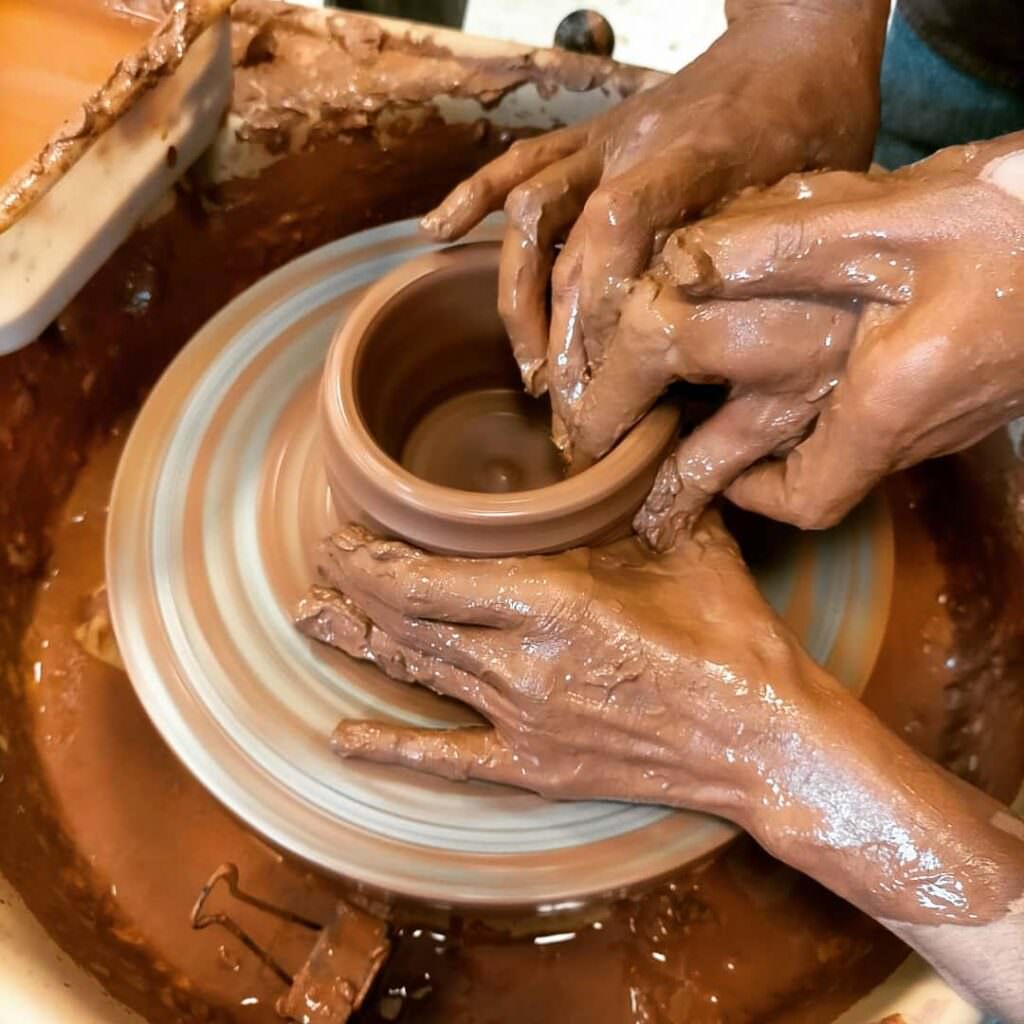 123140213 3436178309751494 5998940754145503396 n - Al via “Cecra”, la mostra ceramica dell’inclusione al Museo del Codex - 3 123140213 3436178309751494 5998940754145503396 n - Meraviglie di Calabria - 2