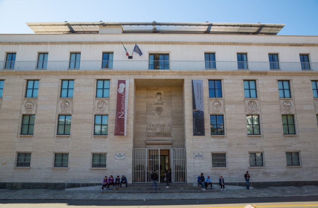 Banner shutterstock 629666921 Museo Archeologico Reggio Calabria - Palazzo Piacentini passa di mano, il MarRc ne diviene custode - 3 Banner shutterstock 629666921 Museo Archeologico Reggio Calabria - Meraviglie di Calabria - 2