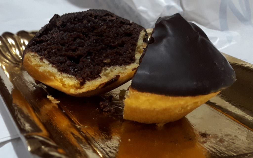 Ripieno varchiglia alla monacale Cosenza 1024x638 1 - Varchiglia alla Monacale, il dolce che sa di antiche tradizioni – LA RICETTA - 9 Ripieno varchiglia alla monacale Cosenza 1024x638 1 - Meraviglie di Calabria - 8
