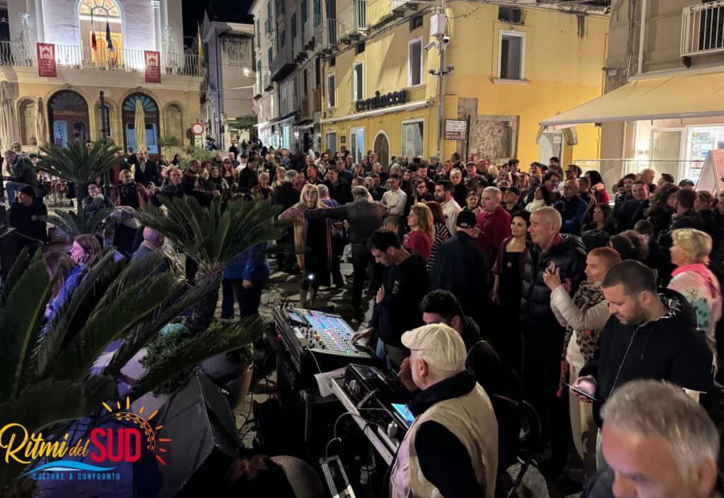 TROPEA RITMIDELSUD 10 - Ritmi del Sud, presenze record a Tropea - 15 TROPEA RITMIDELSUD 10 - Meraviglie di Calabria - 14