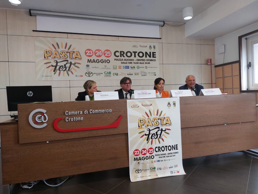1 1 - “Pasta fest”, a Crotone si celebra la pasta tradizionale calabrese - 5 1 1 - Meraviglie di Calabria - 4