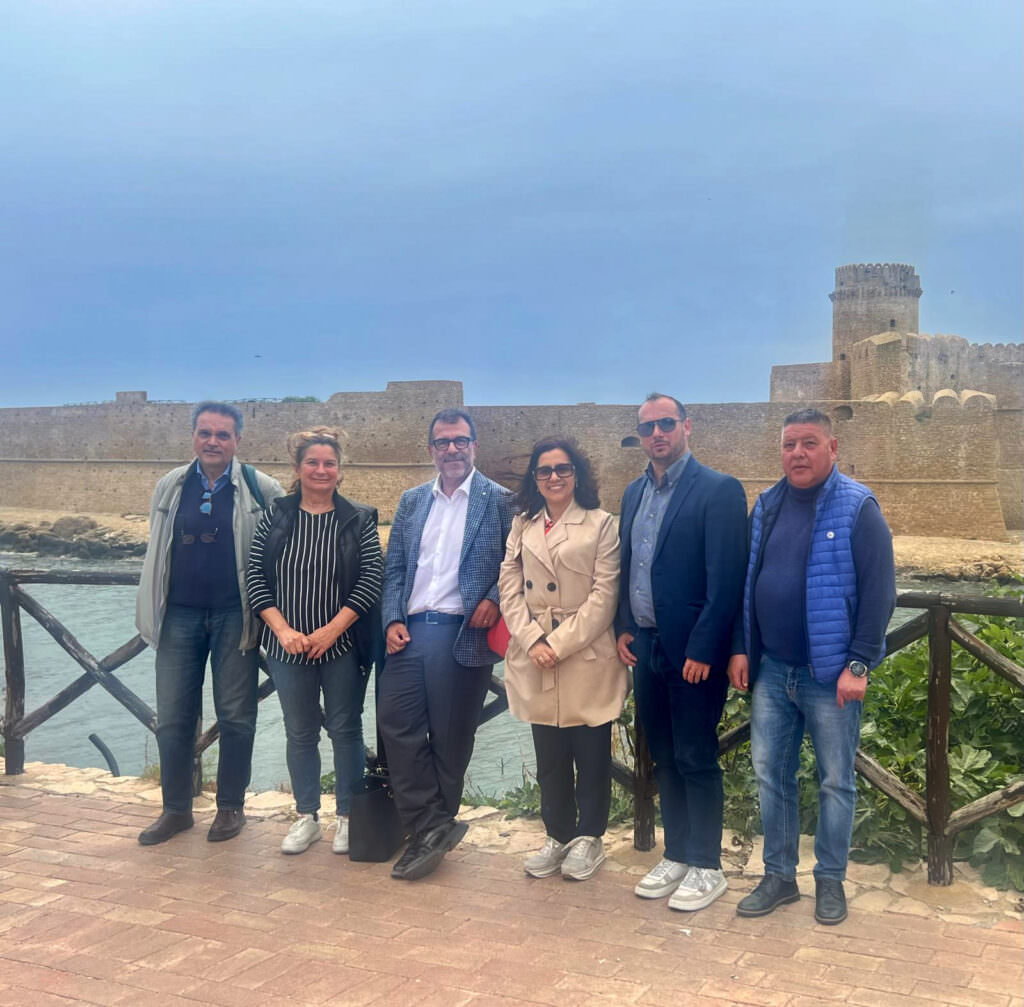 Sopralluogo - Fortezza di Le Castella, pronto un milione per la valorizzazione del sito - 5 Sopralluogo - Meraviglie di Calabria - 4
