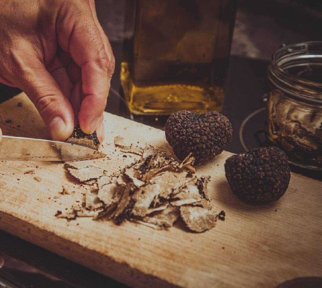 tartufo nero gourmet - Laino Borgo, domani festa d’autunno con il tartufo del Pollino - 9 tartufo nero gourmet - Meraviglie di Calabria - 8
