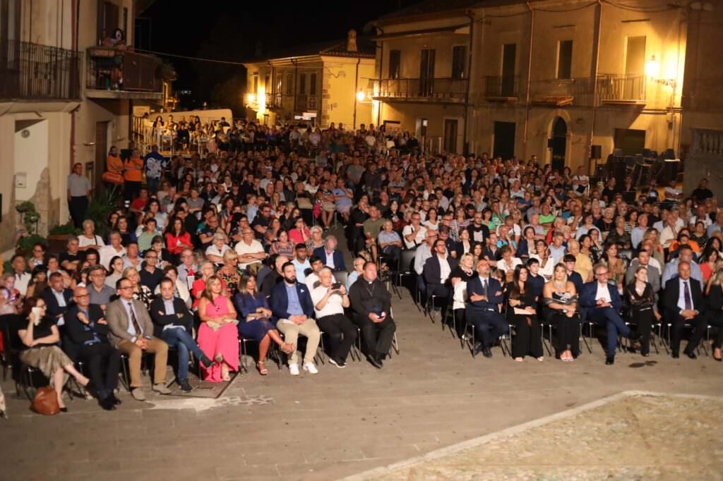 WhatsApp Image 2024 09 02 at 14.46.12 1 - Festival “Leoncavallo”, cala il sipario tra successo ed applausi - 3 WhatsApp Image 2024 09 02 at 14.46.12 1 - Meraviglie di Calabria - 2