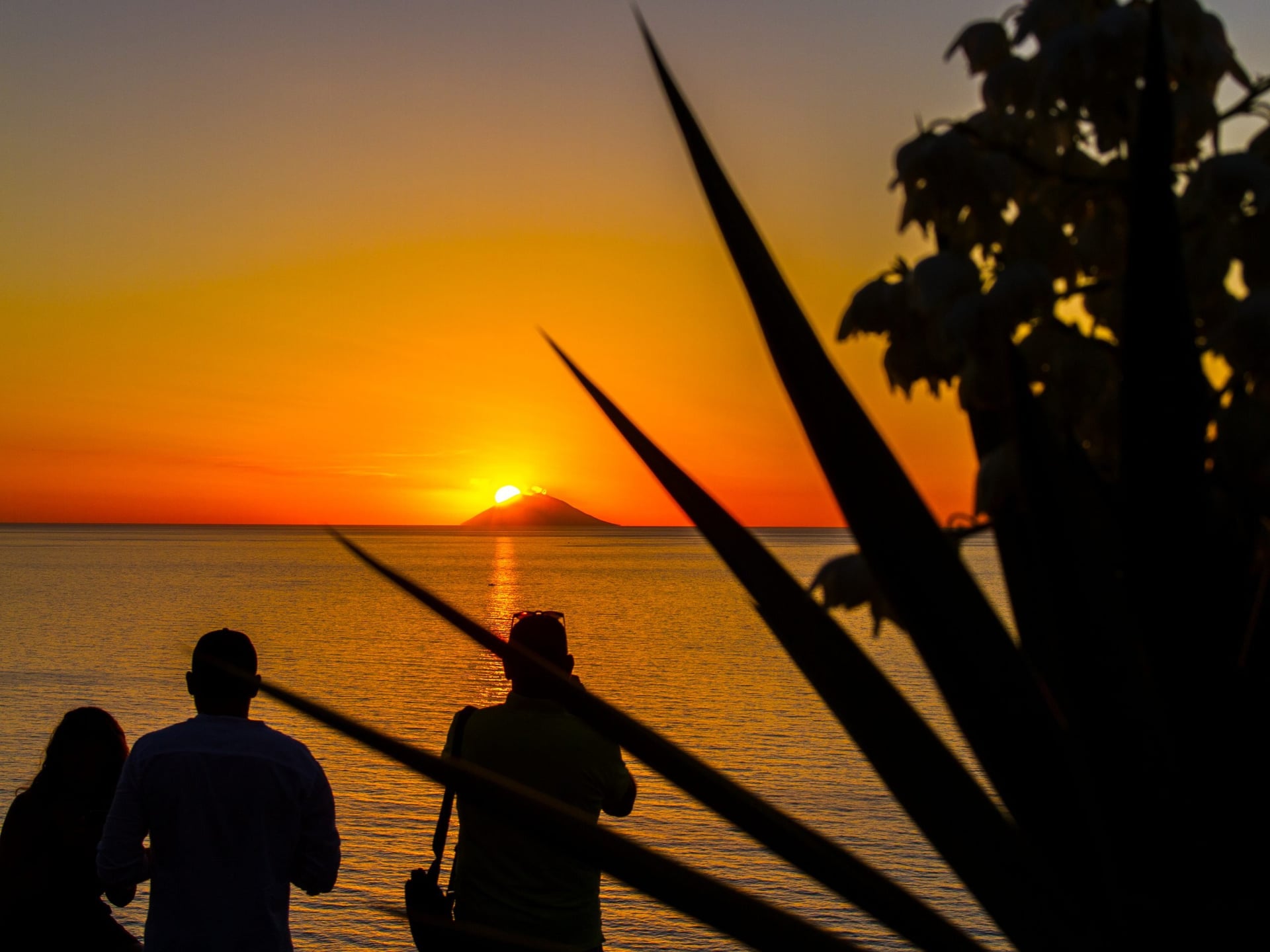 tramonto sullo Stromboli ph Pierluigi Rottura - Meraviglie di Calabria - 2