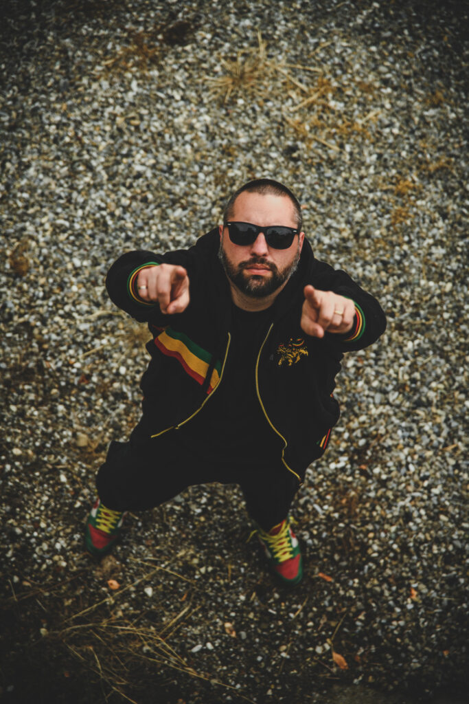 GAM 2477 Gaia Menchicchi - Musica, il primo disco italiano del 2025 è del reggino Mad Simon - 3 GAM 2477 Gaia Menchicchi - Meraviglie di Calabria - 2