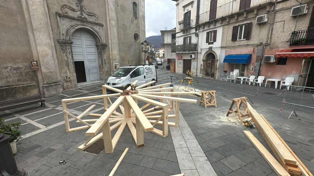 Lattarico albero natale uncinetto.2024 30 - Meraviglie di Calabria - 18