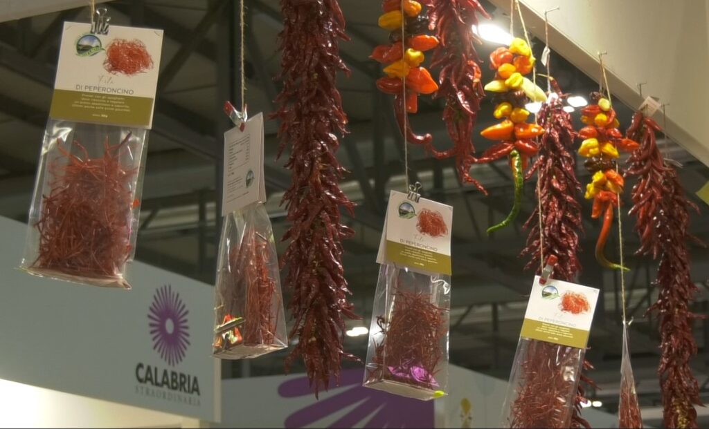 Maria Viggiano Societa agricola Valle Lao di Scalea 4 - Lavoro artigianale, la scelta di tre donne calabresi - 17 Maria Viggiano Societa agricola Valle Lao di Scalea 4 - Meraviglie di Calabria - 16