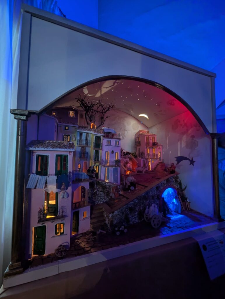Presepe mostra A.I.A.P 2 - “Sia luce sul mondo”, 63 presepi artigianali in mostra a Cosenza - 23 Presepe mostra A.I.A.P 2 - Meraviglie di Calabria - 22