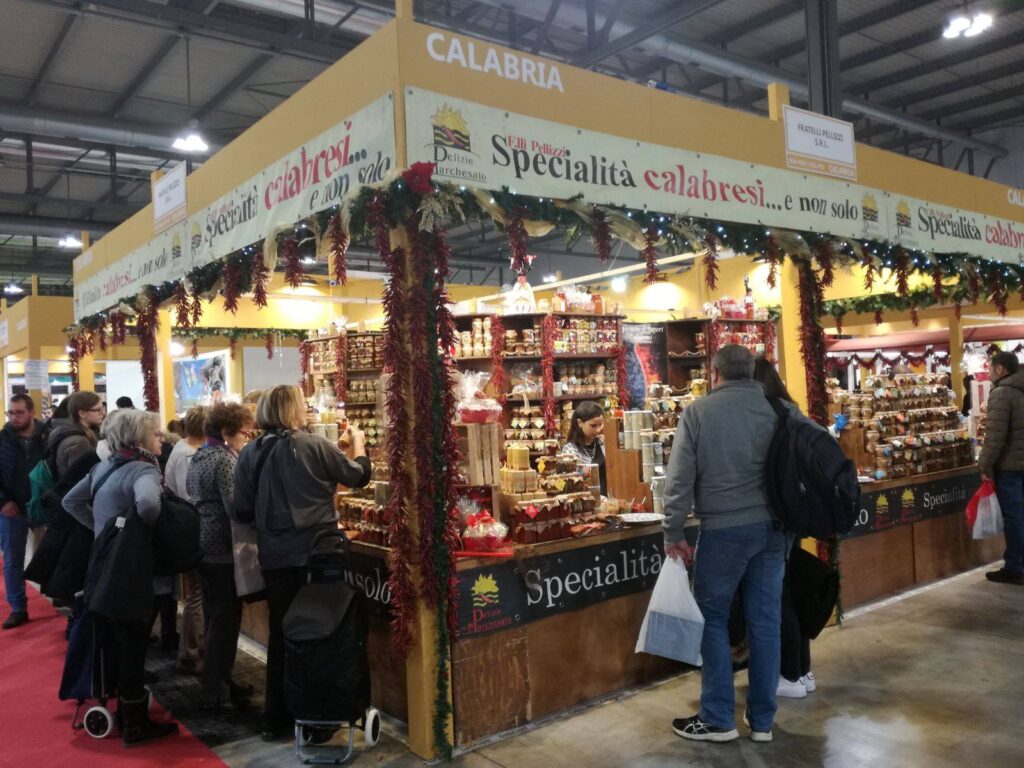 artigiano in fiera Calabria 3 - Lavoro artigianale, la scelta di tre donne calabresi - 9 artigiano in fiera Calabria 3 - Meraviglie di Calabria - 8