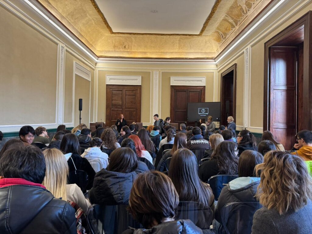 Casa delle Culture Cosenza 1 - Ad Agorà gli "Italianesi" di Saverio la Ruina e poesia per la Shoah e la pace - 11 Casa delle Culture Cosenza 1 - Meraviglie di Calabria - 10