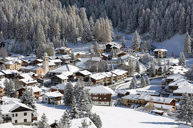 Sila Camigliatello con neve 2 - Vacanze invernali, Pollino e Sila tra le mete più economiche d'Italia - 3 Sila Camigliatello con neve 2 - Meraviglie di Calabria - 2