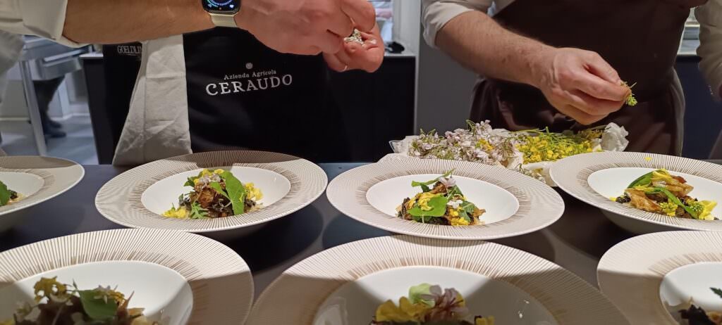 Cucina Chef Cena Calabria Identita Golose 4 - La Cena Straordinaria, cucina stellata per la serata benefica di Catanzaro - 3 Cucina Chef Cena Calabria Identita Golose 4 - Meraviglie di Calabria - 2