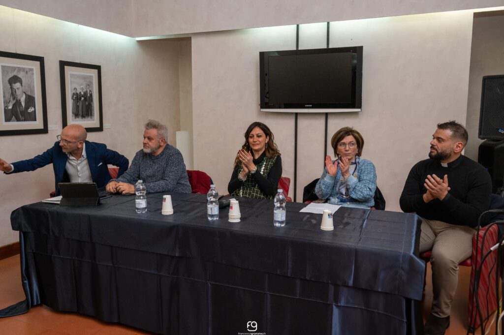 I sogni attraversano il mare mostra Giuseppe Pipita 10 - I sogni attraversano il mare, 94 scatti per ricordare il naufragio di Cutro - 19 I sogni attraversano il mare mostra Giuseppe Pipita 10 - Meraviglie di Calabria - 18