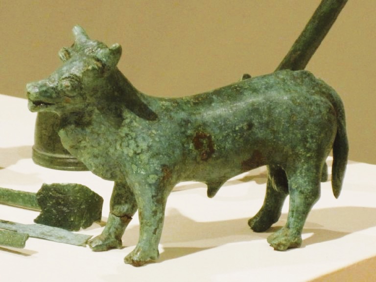 Museo.archeologico medma toro di bronzo - Medma, quella bellezza gentile da conservare con cura - 11 Museo.archeologico medma toro di bronzo - Meraviglie di Calabria - 10