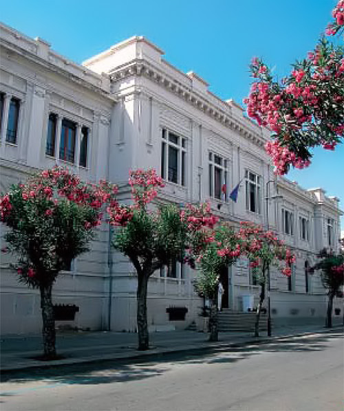 Reggio Calabria Palazzo Zani - Reggio, un viaggio nell'architettura Liberty della ricostruzione - 3 Reggio Calabria Palazzo Zani - Meraviglie di Calabria - 2