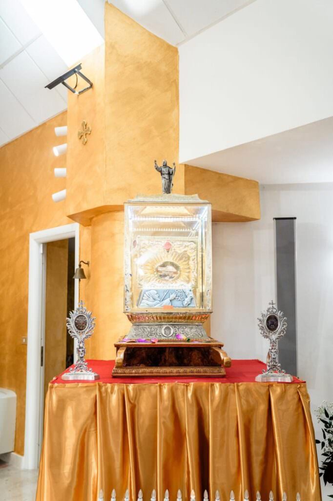 Reliquia San Francesco di Paola a Rende 2 - La reliquia di San Francesco da Paola è a Rende, oggi messa solenne - 7 Reliquia San Francesco di Paola a Rende 2 - Meraviglie di Calabria - 6