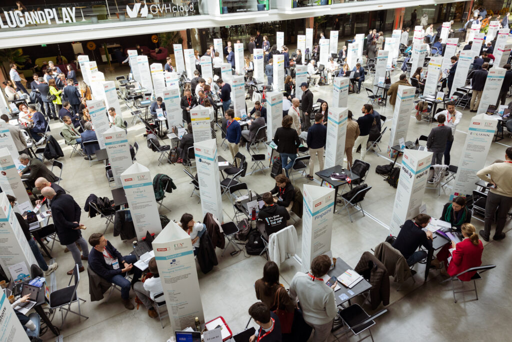 SMAU 7 1 - Tra le più innovative d’Italia, startup calabresi volano a SMAU Londra - 5 SMAU 7 1 - Meraviglie di Calabria - 4