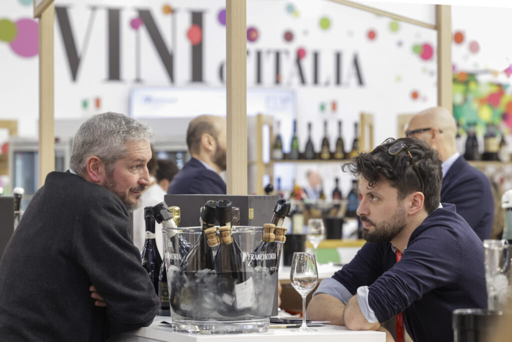 Vino fiera Dusseldorf 2025 15 - Prowein 2025, vini calabresi in primo piano alla fiera di Düsseldorf - 15 Vino fiera Dusseldorf 2025 15 - Meraviglie di Calabria - 14