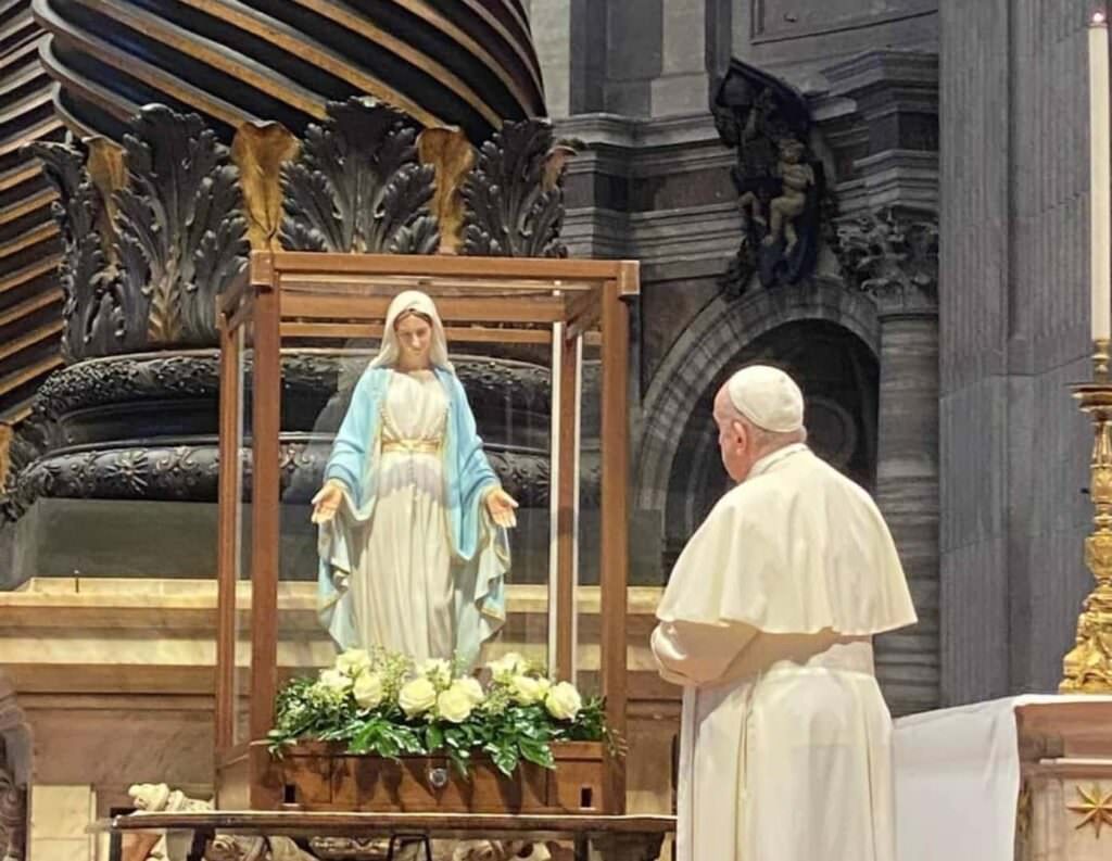 La Medaglia Miracolosa In Calabria A Cetraro Il Pellegrinaggio La Medaglia Miracolosa In Calabria A Cetraro Il Pellegrinaggio