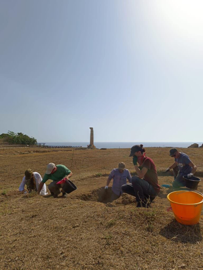 parchi archeologici crotone e sibari scavi santuario hera lacinia 3 - Meraviglie di Calabria - 20