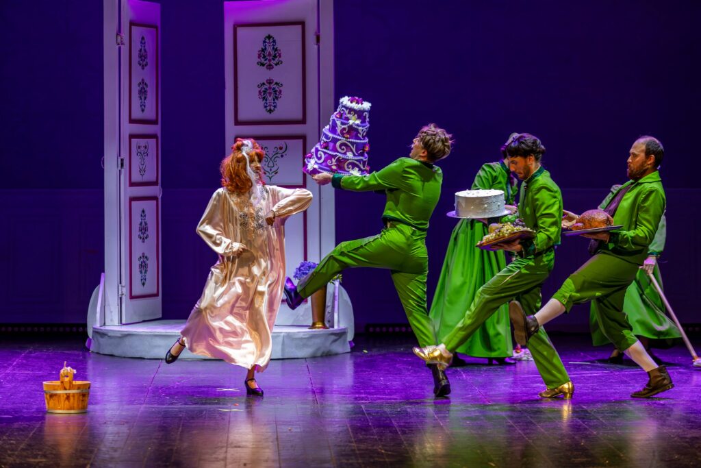teatro Il segreto del ghiaccio – Frozen 1 - Il teatro come formazione, il Politeama chiama gli studenti - 11 teatro Il segreto del ghiaccio – Frozen 1 - Meraviglie di Calabria - 10