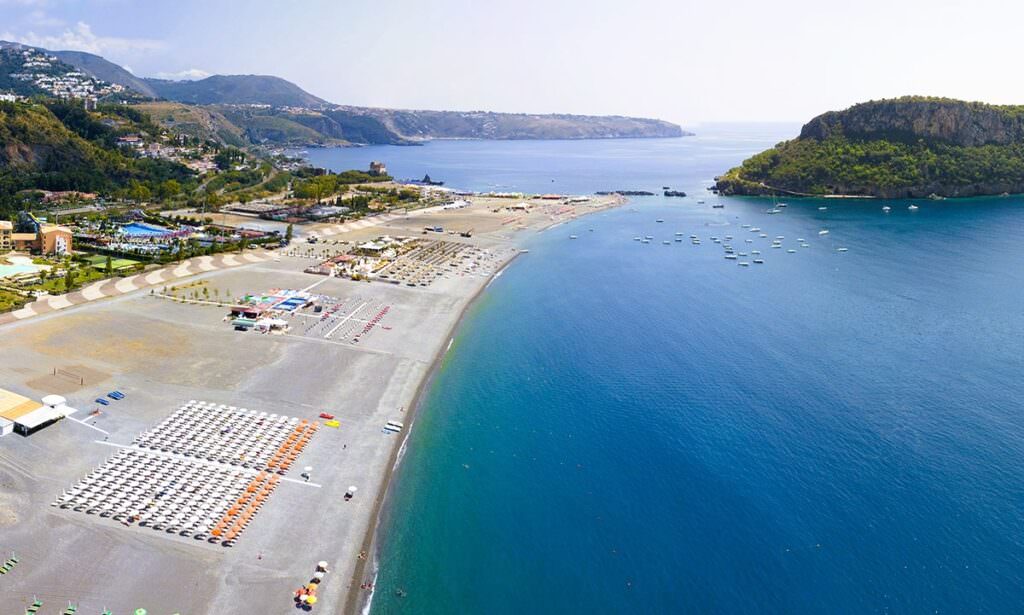 vista isola di dino - Bandiere verdi, Calabria al top per numero di spiagge per bambini - 3 vista isola di dino - Meraviglie di Calabria - 2