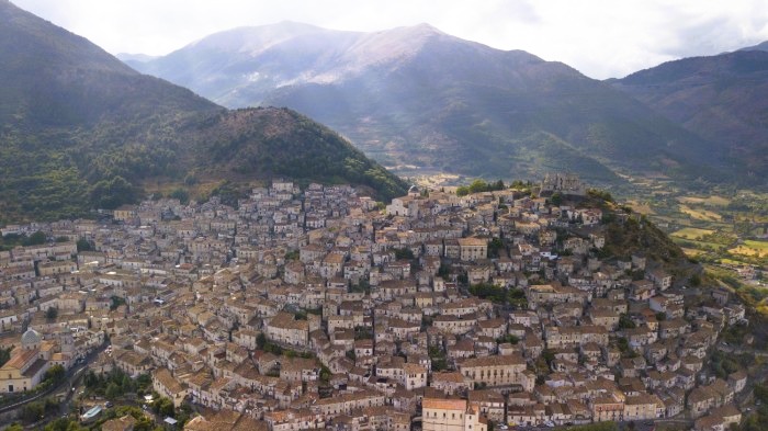 Morano Calabro foto Andrea Buonopane 1 - “Benvenuti a borgo”, la Calabria nel fotoracconto dei piccoli centri - 7 Morano Calabro foto Andrea Buonopane 1 - Meraviglie di Calabria - 6
