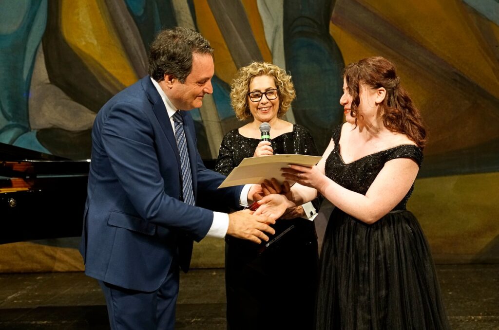 27 - Lirica, premiati al Politeama i talenti del Concorso San Francesco di Paola - 19 27 - Meraviglie di Calabria - 18