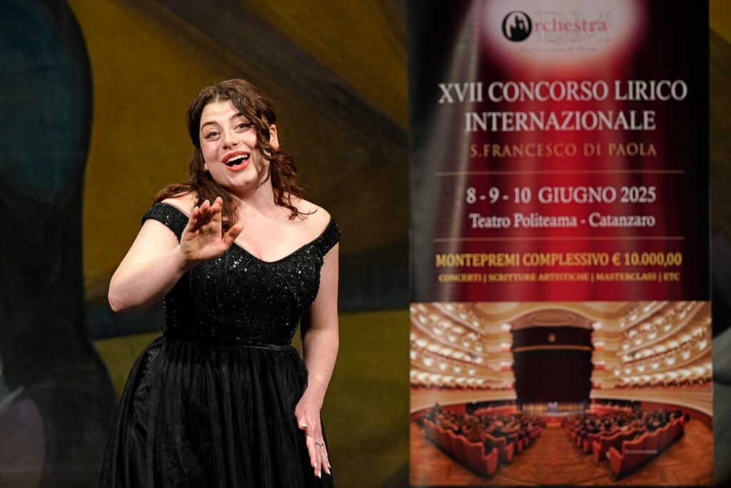 Concorso Lirico S. Francesco di Paola 3 - Lirica, premiati al Politeama i talenti del Concorso San Francesco di Paola - 5 Concorso Lirico S. Francesco di Paola 3 - Meraviglie di Calabria - 4