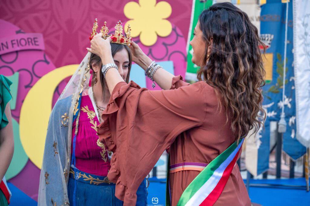 Festival del Costume Tradizionale Calabrese 20 foto Francesco Granato - Abiti tradizionali, a San Giovanni in Fiore il festival dei costumi calabresi - 25 Festival del Costume Tradizionale Calabrese 20 foto Francesco Granato - Meraviglie di Calabria - 24