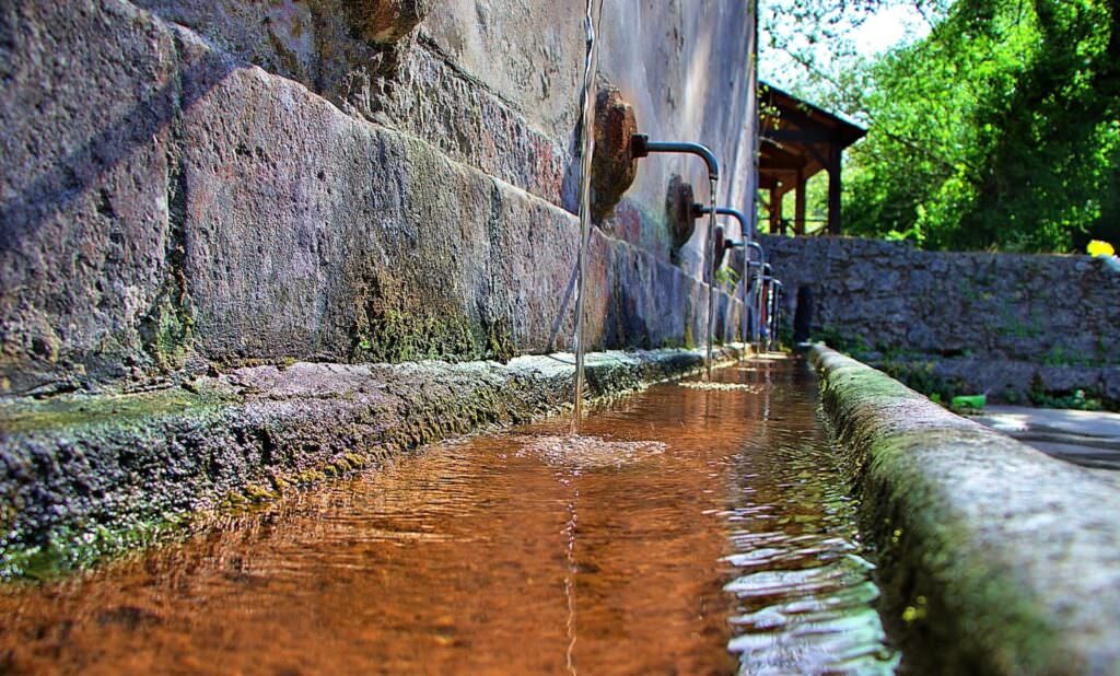Fontana della Brisella Borgia CZ foto Domy Bertucci fonte portale I Luoghi del Cuore - Cinque luoghi calabresi nel bando FAI per il recupero del patrimonio - 7 Fontana della Brisella Borgia CZ foto Domy Bertucci fonte portale I Luoghi del Cuore - Meraviglie di Calabria - 6